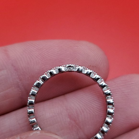 Size 6 925 Sterling Silver Simple Cute CZ Gemstones Ring - Picture 4 of 7